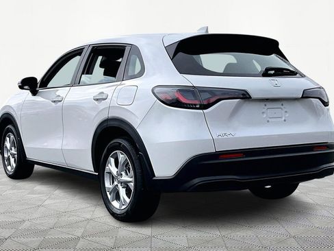 Certified 2025 Honda HR-V LX image 4