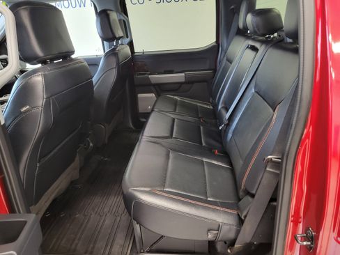 Used 2023 Ford F350 Lariat image 12