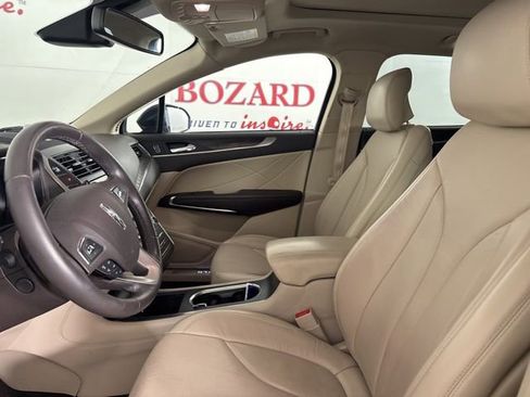 Used 2019 Lincoln MKC Reserve w/ MKC Climate Package image 11