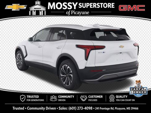 Used 2024 Chevrolet Blazer EV LT AWD/4WD image 3