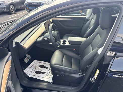 Used 2025 Tesla Model Y Performance AWD/4WD image 8