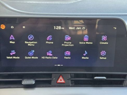 Used 2023 Kia Sportage EX image 14