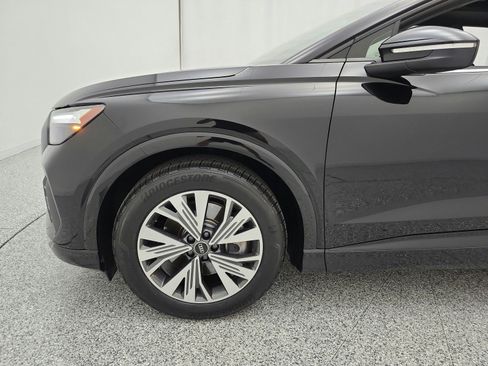 Used 2023 Audi Q4 e-tron Premium Plus w/ Premium Plus RWD image 17