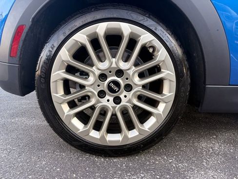 Used 2025 MINI Cooper S image 6