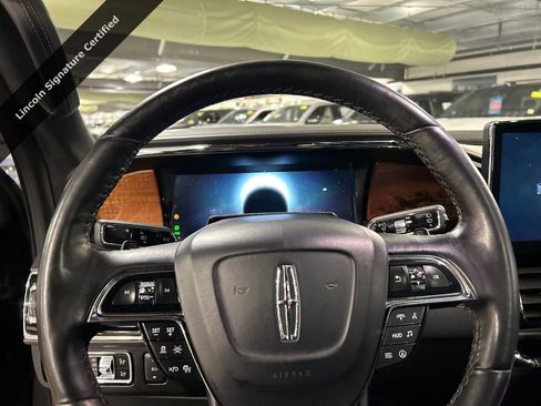 Certified 2023 Lincoln Navigator Black Label AWD/4WD image 11