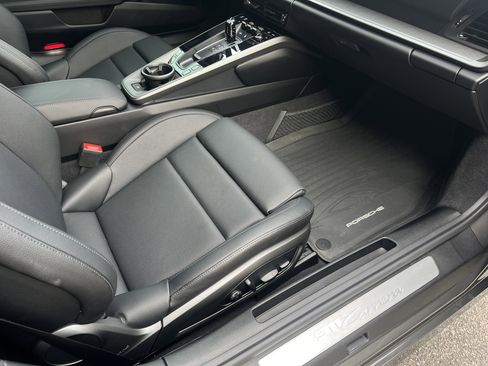 Certified 2024 Porsche 911 Carrera image 25