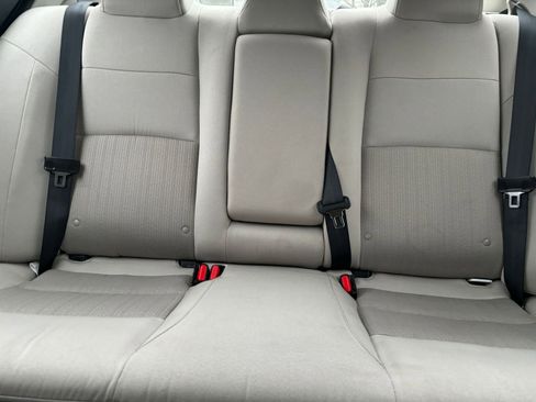 Used 2025 Nissan Altima 2.5 SV image 37