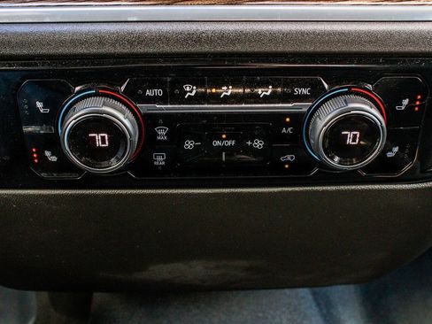 Used 2023 Chevrolet Silverado 1500 LT image 23