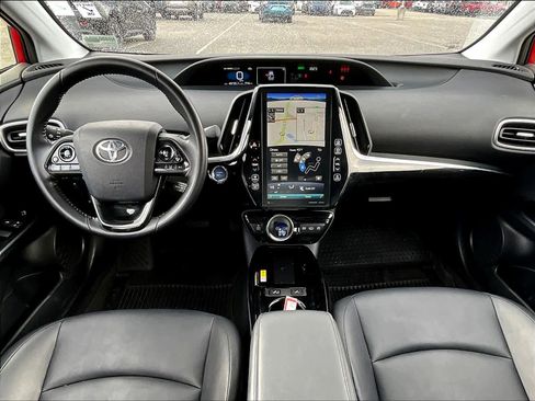 Used 2022 Toyota Prius Prime XLE image 21