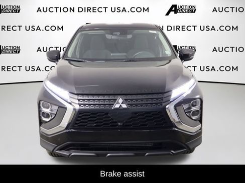 Used 2023 Mitsubishi Eclipse Cross LE AWD/4WD image 2