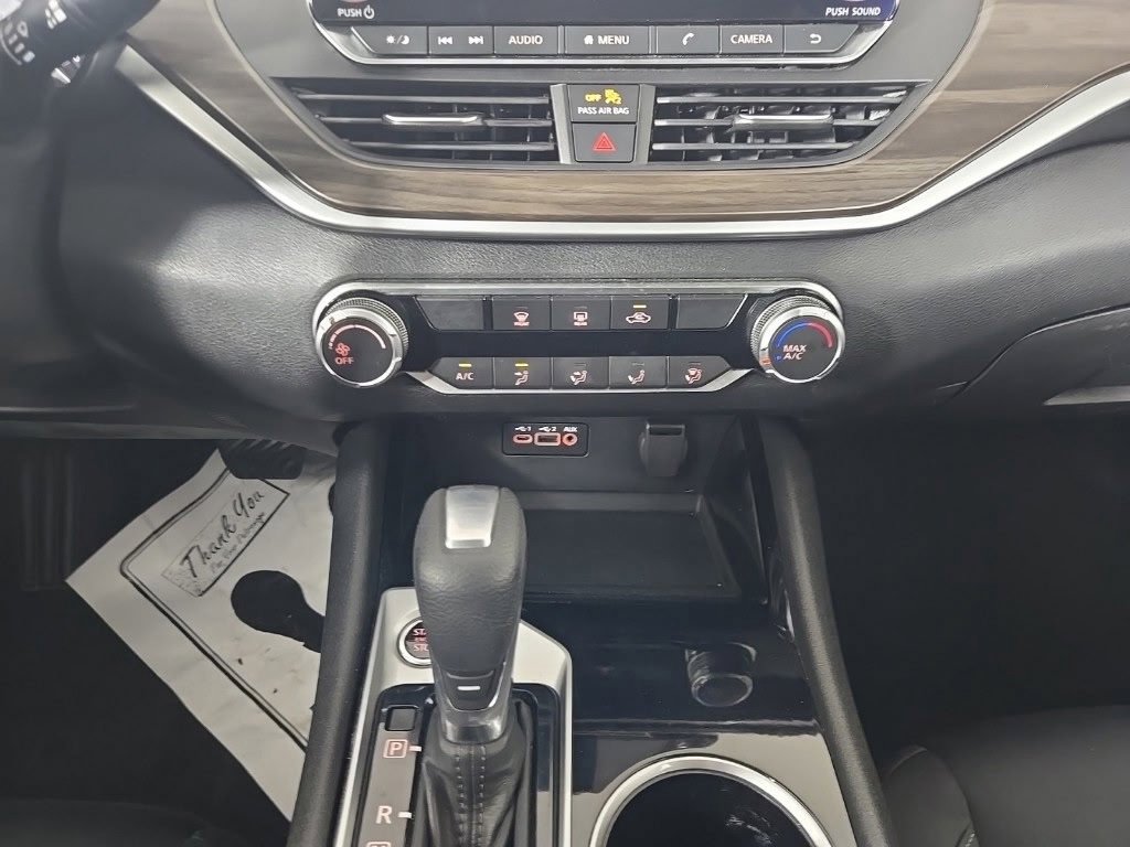 Used 2024 Nissan Altima 2.5 SV FWD image 9