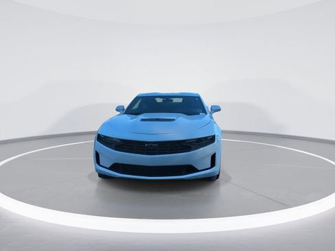 Used 2020 Chevrolet Camaro LT w/ Technology Package RWD image 3