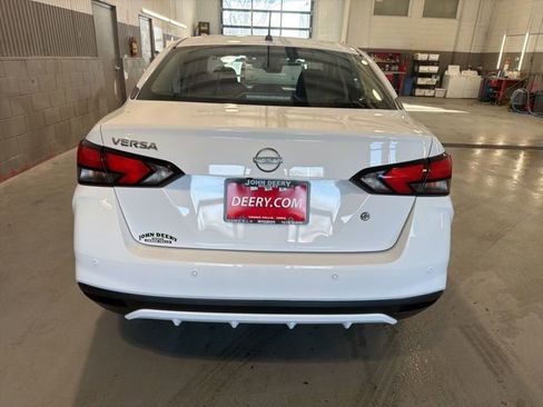 Certified 2023 Nissan Versa S w/ Trunk Package image 4