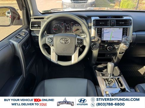 Used 2023 Toyota 4Runner SR5 Premium image 2