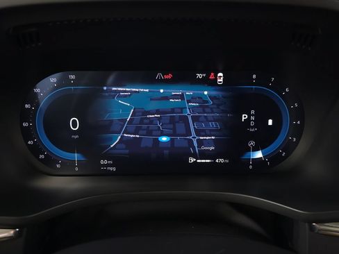 Certified 2025 Volvo XC60 B5 Plus AWD/4WD image 20