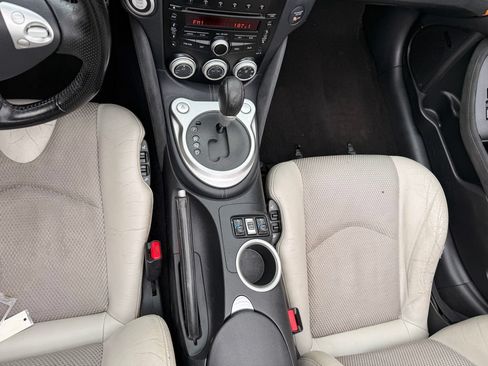 Used 2011 Nissan 370Z Touring RWD image 36