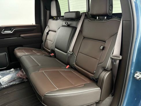 New 2026 GMC Sierra 2500 Denali w/ Denali Reserve Package image 42