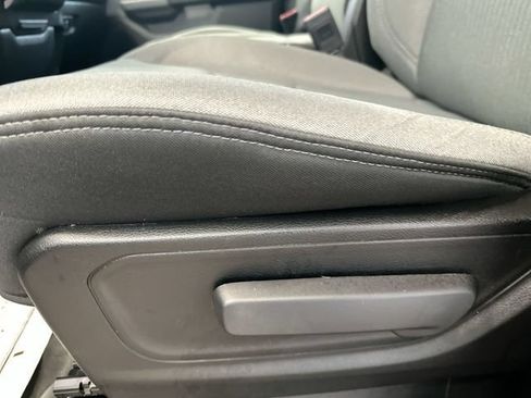 Used 2022 RAM 1500 Big Horn AWD/4WD image 16