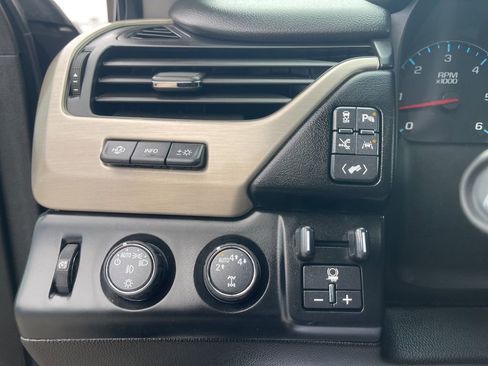 Used 2017 GMC Yukon Denali w/ Open Road Package image 25