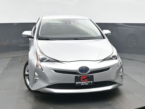 Used 2016 Toyota Prius Three Touring image 8
