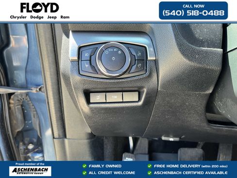 Used 2018 Ford Explorer XLT w/ Equipment Group 201A AWD/4WD image 12