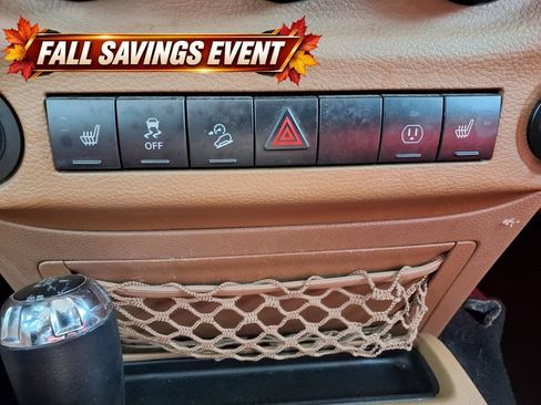 Used 2013 Jeep Wrangler Unlimited Sahara w/ Connectivity Group AWD/4WD image 14