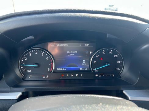 Used 2022 Ford Explorer XLT w/ Equipment Group 202A image 20