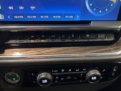 Certified 2023 Chevrolet Silverado 1500 RST image 19