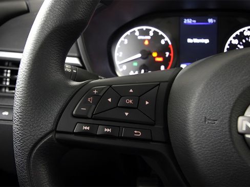 Certified 2024 Nissan Altima 2.5 S image 15