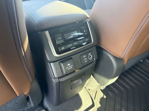 New 2026 Subaru Ascent Touring w/ Popular Package #2 image 29