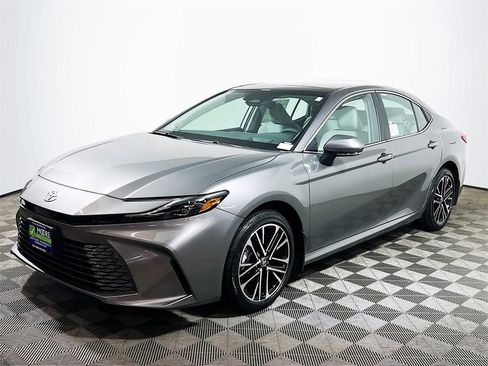 New 2026 Toyota Camry XLE image 4