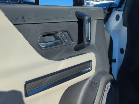 New 2026 GMC Hummer EV SUV image 22