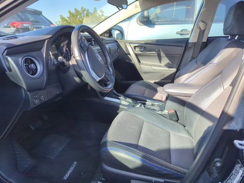 Used 2017 Toyota Corolla SE image 5