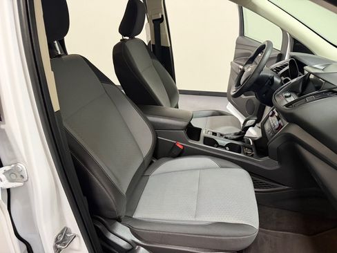 Used 2019 Ford Escape SE FWD image 16