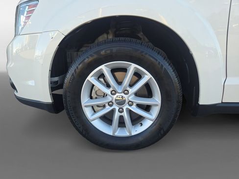 Used 2017 Dodge Journey SXT w/ Comfort/Convenience Group image 15