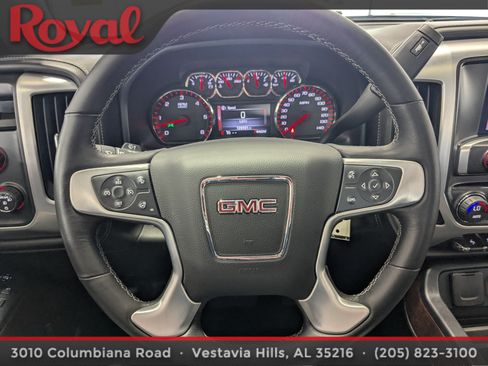 Used 2015 GMC Sierra 1500 SLT w/ SLT Crew Cab Value Package AWD/4WD image 18