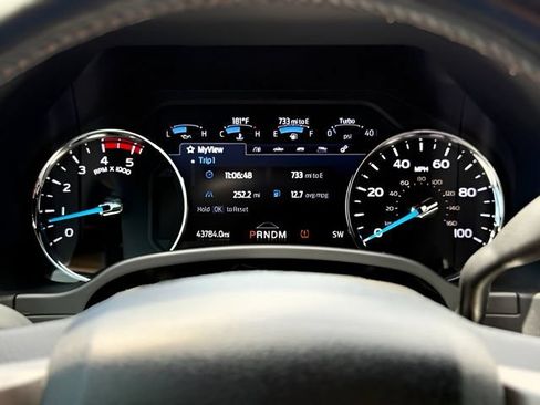 Certified 2021 Ford F250 Platinum w/ Tremor Off-Road Package AWD/4WD image 37