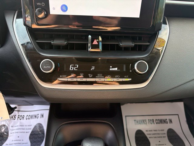 Used 2024 Toyota Corolla LE FWD image 19