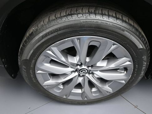 Used 2024 MAZDA CX-90 3.3 Turbo w/ Premium Package AWD/4WD image 12