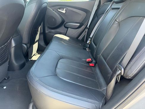 Used 2013 Hyundai Tucson Limited AWD/4WD image 14