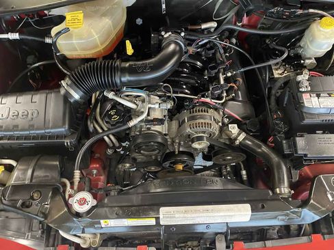 Used 2007 Jeep Liberty Sport image 26