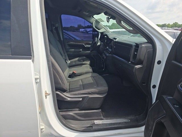 Used 2024 Chevrolet Silverado 2500 LT AWD/4WD image 8