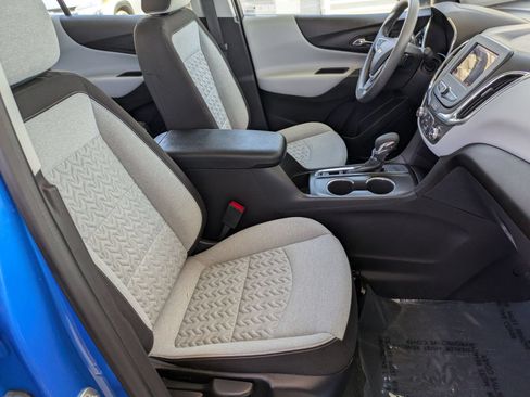 Used 2024 Chevrolet Equinox LS FWD image 27