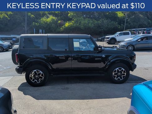 Used 2023 Ford Bronco Outer Banks AWD/4WD image 11