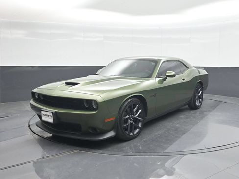 Used 2023 Dodge Challenger R/T w/ Blacktop Package RWD image 26