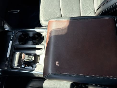 Used 2021 Ford F150 Lariat w/ Max Trailer Tow Package image 24