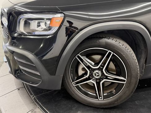 Used 2021 Mercedes-Benz GLB 250 image 5