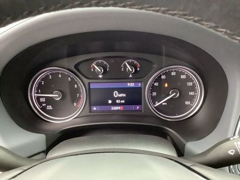 Used 2022 Buick Enclave Essence w/ Sport Touring Edition image 31