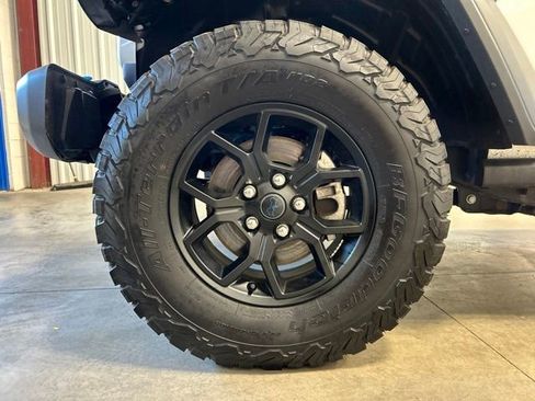 Used 2024 Jeep Wrangler Unlimited AWD/4WD image 10