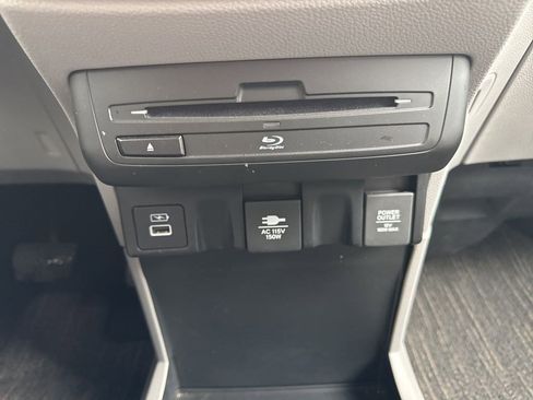 Used 2023 Honda Odyssey Touring image 26